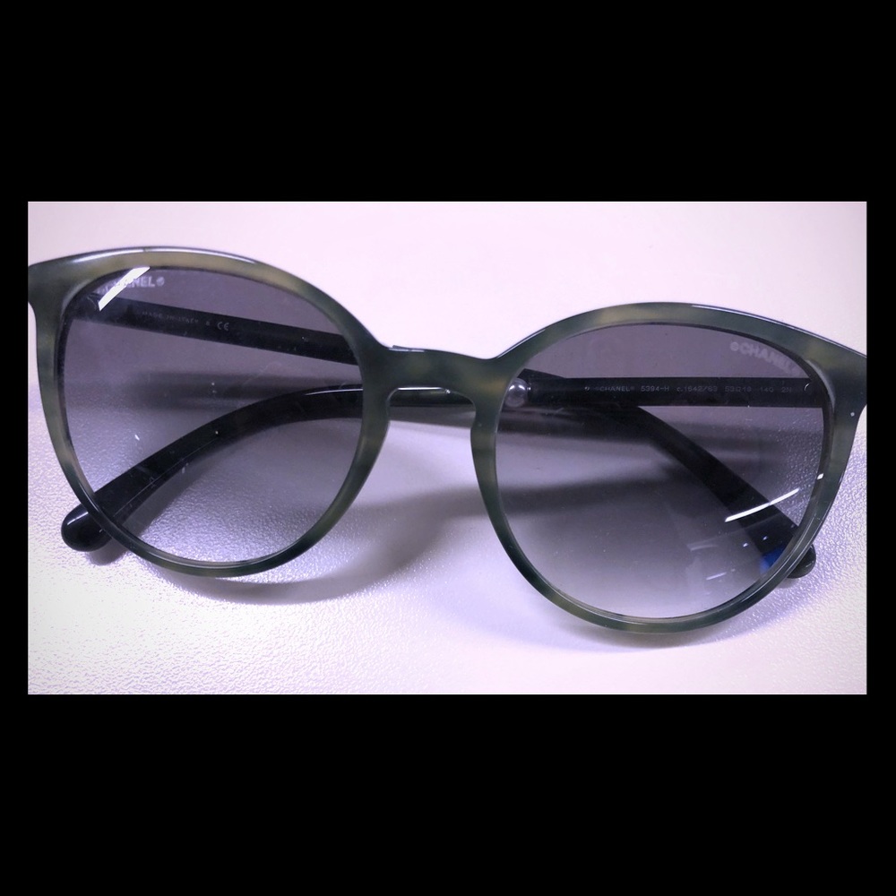 Chanel green  tortoise sunglasses